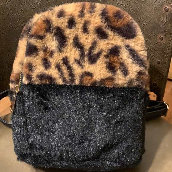 Women’s backpack - Picture 1 of 3